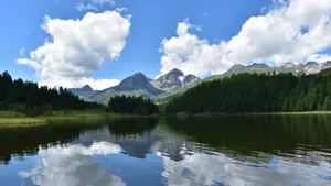 恩加丁谷地自然风景图片_3