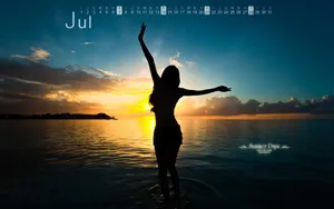 2013年美女模特全年月历壁纸_11