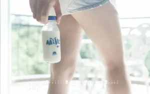 2013年美女模特全年月历壁纸_23