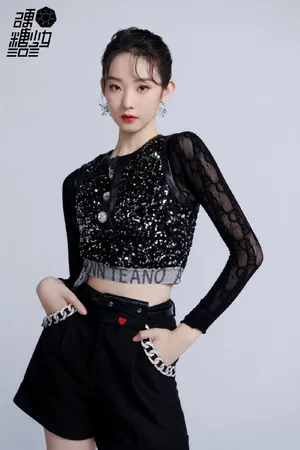 硬糖少女303首唱会酷飒性感写真图片_6