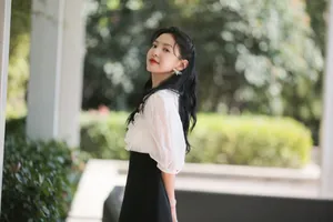 章若楠清新甜美写真图片_2