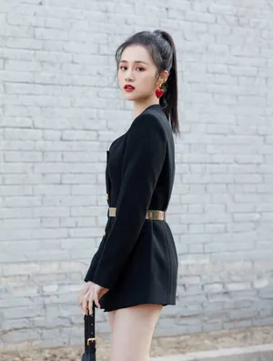 安悦溪连体黑衣时尚写真图片_2