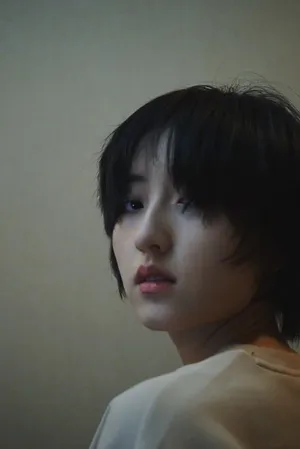 张子枫慵懒小清新私服照图片_3