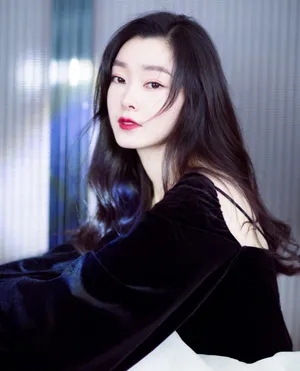 宋轶黑白搭配性感写真图片_6
