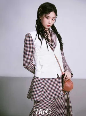 徐艺洋最新时尚杂志写真图片_6