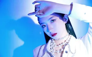 孟美岐青果妆造型酷飒写真图片_5