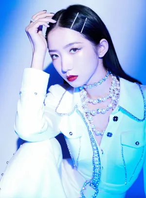 孟美岐青果妆造型酷飒写真图片_8