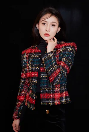 贾青复古英伦风西装性感写真_3