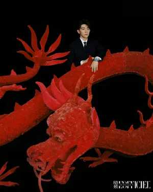 邓伦华丽风腕表大片写真图片