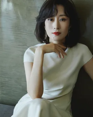 刘敏涛白裙性感温婉写真图片