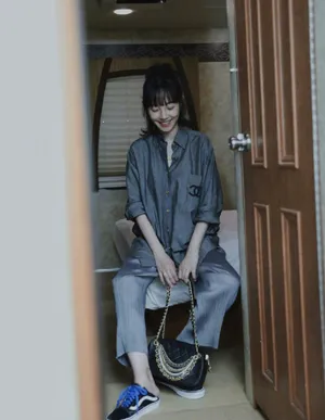 白百何秋冬装上班私服图片_5