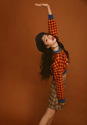 杨肸子雀斑妆时尚写真图片_3