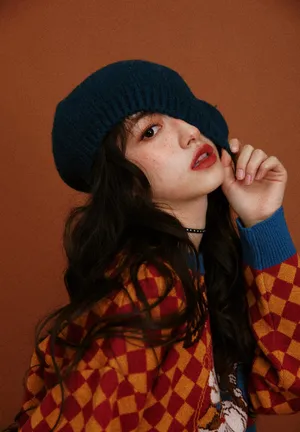 杨肸子雀斑妆时尚写真图片_10