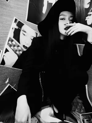 傅菁黑白酷飒大片写真图片_2