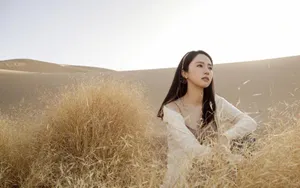 董璇敦煌拍戏杀青晒休闲美照图片_7