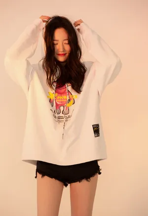 王莫涵灵动少女风写真图片_6