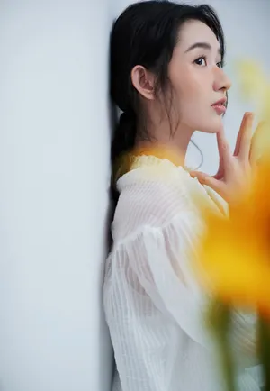 王玉雯时尚优雅写真图片_10