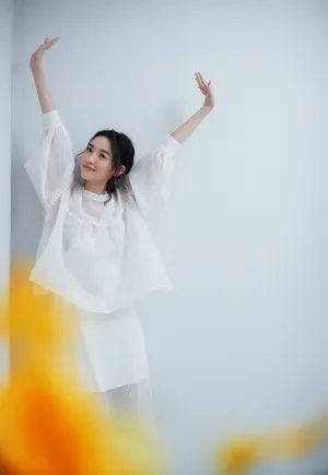 王玉雯时尚优雅写真图片_11