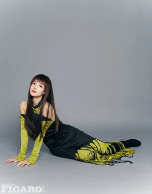 李一桐天空之境时尚写真大片_7