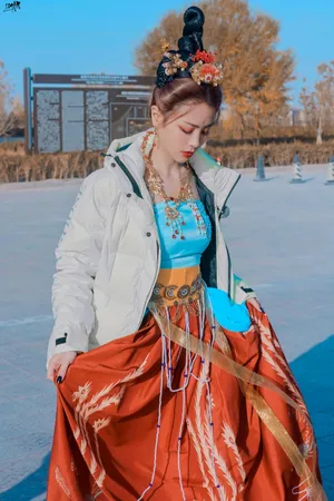 谢可寅飞天造型灵动典雅美照图片_6