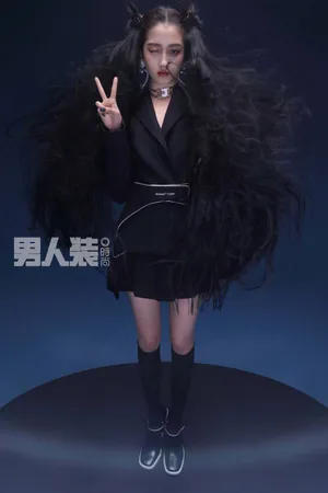关晓彤男人装写真图片