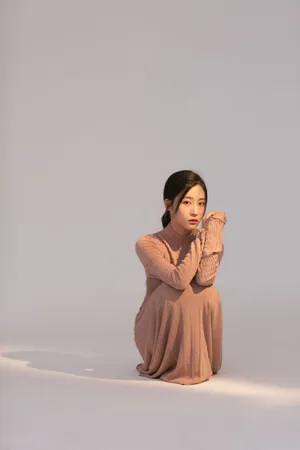 SNH48孙芮粉色毛衣简约甜美写真图片_7