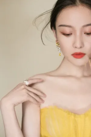 倪妮靓丽抹胸裙性感写真_7
