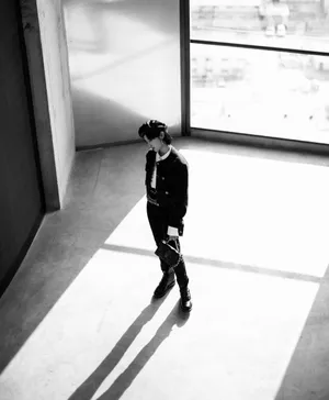 张子枫优雅时尚写真图片_2