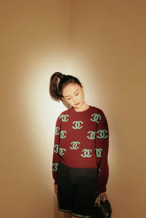 周迅毛衣高马尾灵动少女感写真图片_2