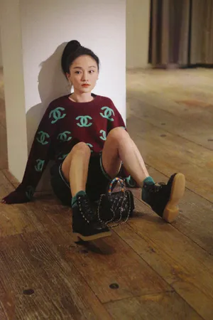 周迅毛衣高马尾灵动少女感写真图片_6