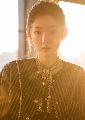 周依然高马尾摩登酷美写真图片_6