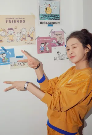 郑合惠子灯笼头俏皮写真图片_4
