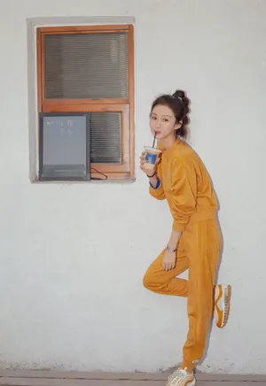 郑合惠子随性运动风写真图片_4