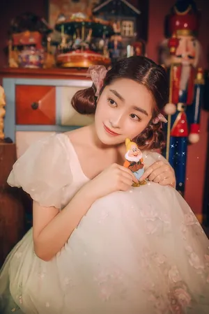 吴曼思粉嫩少女感甜美写真图片_5