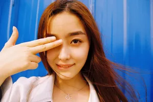 吴曼思游乐园甜美写真图片