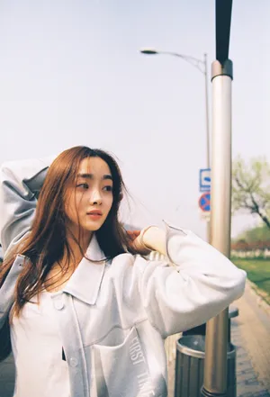 吴曼思游乐园甜美写真图片_8