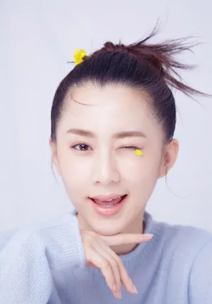 关芯元气清新性感写真图片
