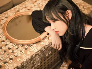 程潇黑衣甜美少女感写真图片_2