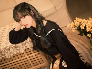 程潇黑衣甜美少女感写真图片_6