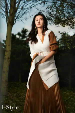 许龄月灵动甜美写真图片_4