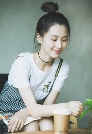 	关芯元气性感写真图片_4