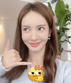 金晨cos微信新表情活灵活现美照图片