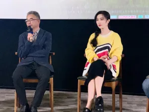 范冰冰黄衣黑裙清纯时尚现场照图片_4