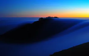 蓝色天空唯美风景桌面壁纸_18