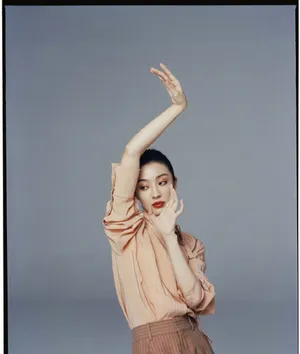 孙佳雨典雅温婉写真图片_7