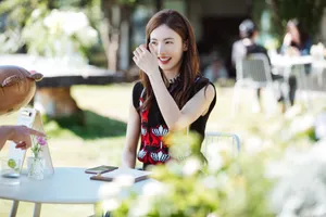 金晨《女儿们的恋爱》甜美剧照图片