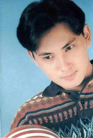 林文龙早期帅气照片写真_5
