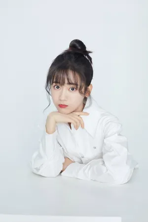 郑湫泓甜美可爱生日写真图片_4