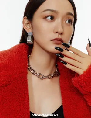 何泓姗性感时髦写真图片_5