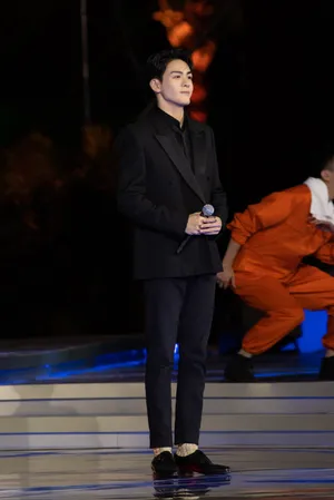 青年演员曾舜晞最新活动照图片_2